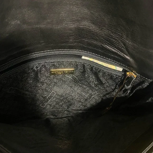 Bottega veneta black leather crossbody bag - Picture 9 of 9